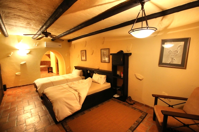 room4_0.jpg room4_0.jpg